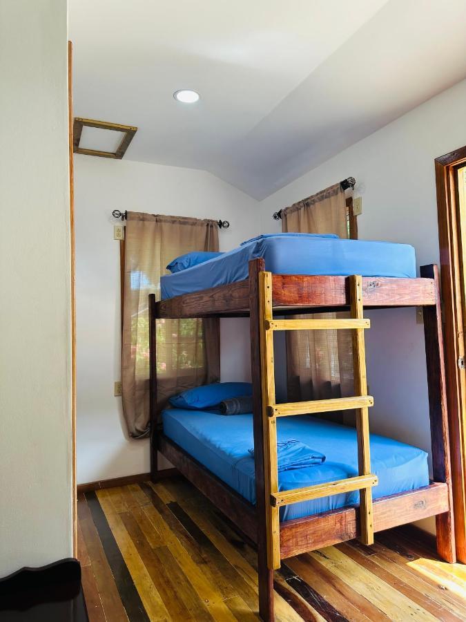 The Placencia Inn Екстериор снимка